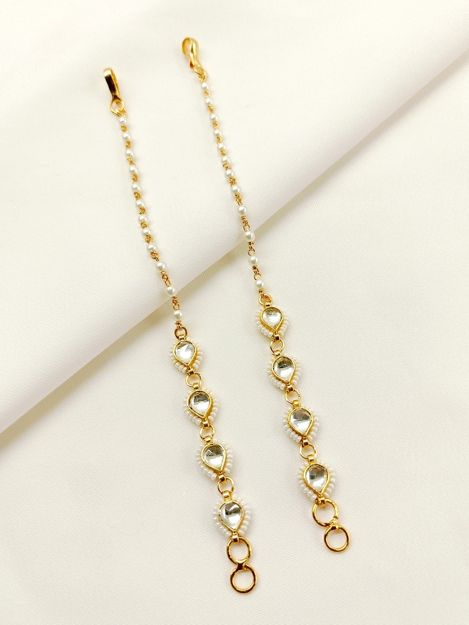 Nandika White Traditional Ear Chain