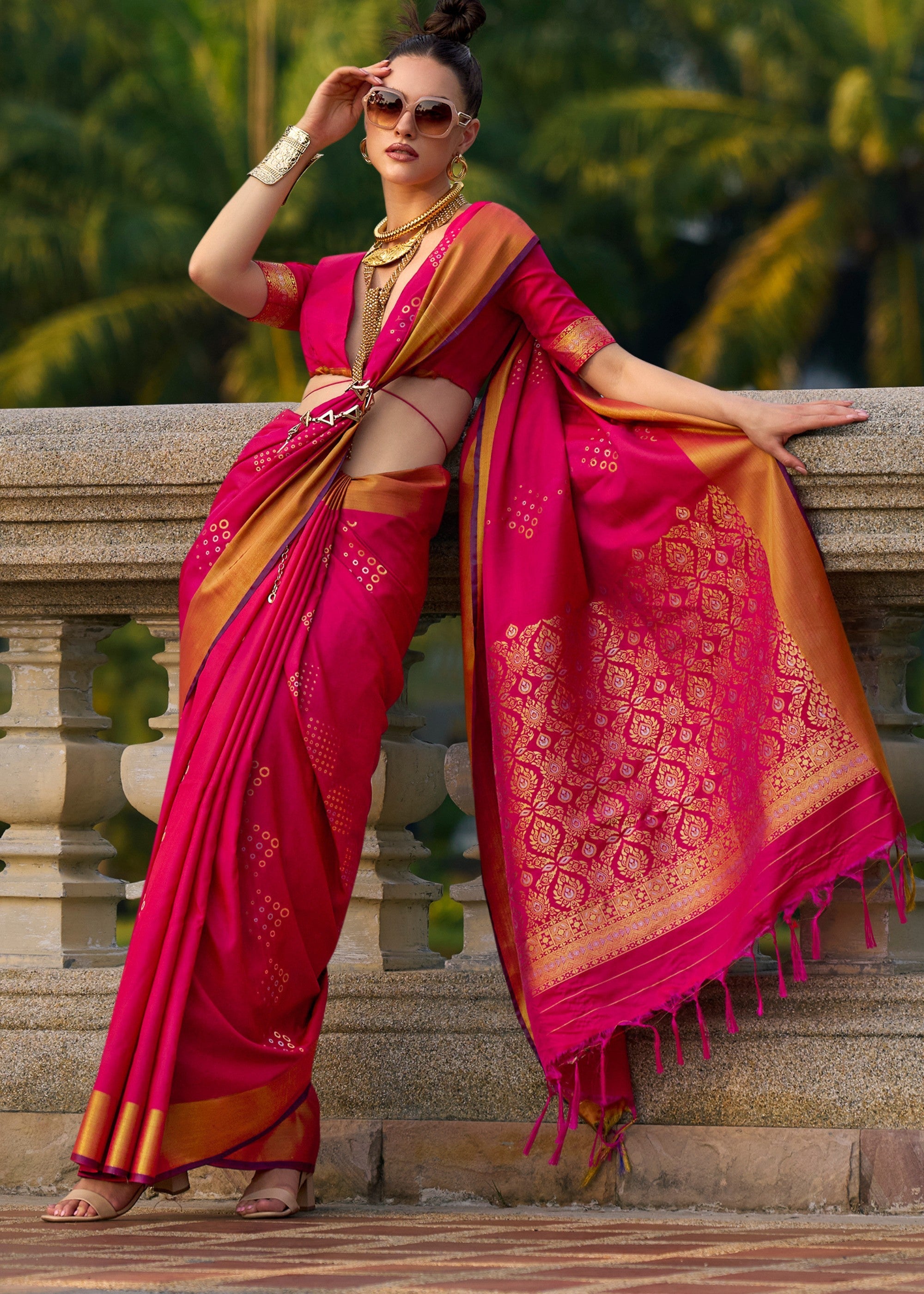 Meganta Handloom Weaving Satin Silk Saree - qivii