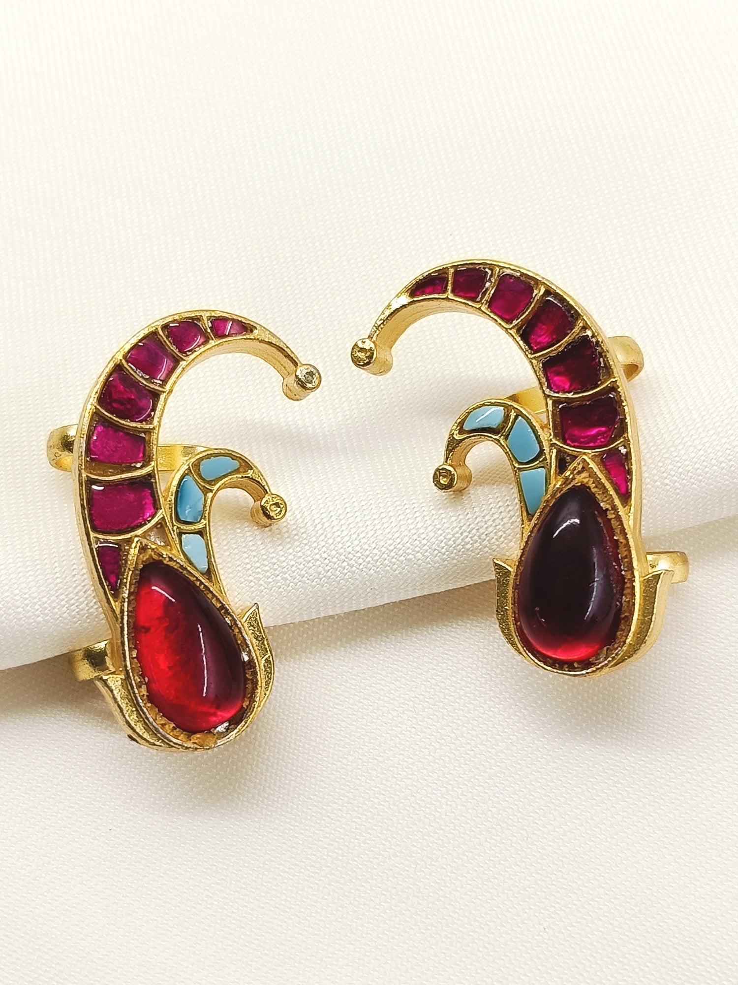 Aajani F&B Gold Plated Kundan Ear Cuff  [ Price is for Pair ]