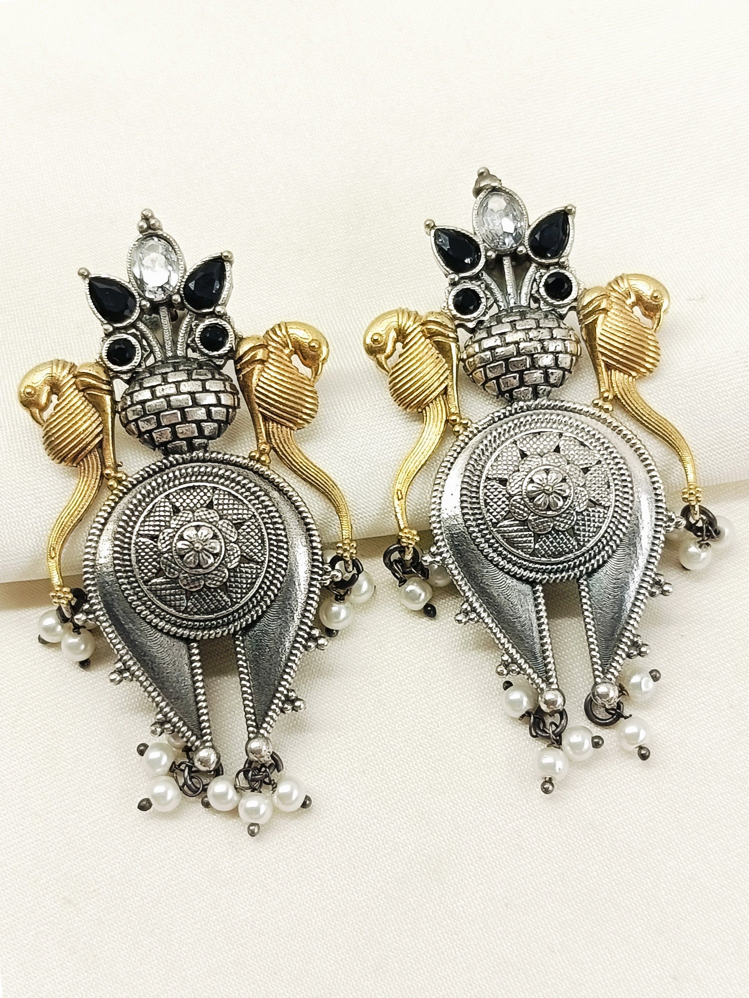 Umika Black Oxidized Earring