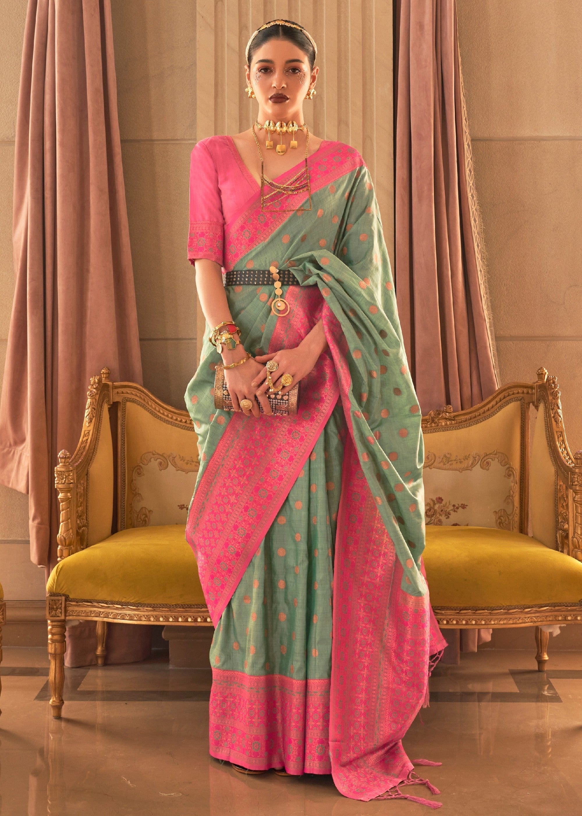 Fern Green Bamboo Copper Zari Handloom Weaving Saree - qivii