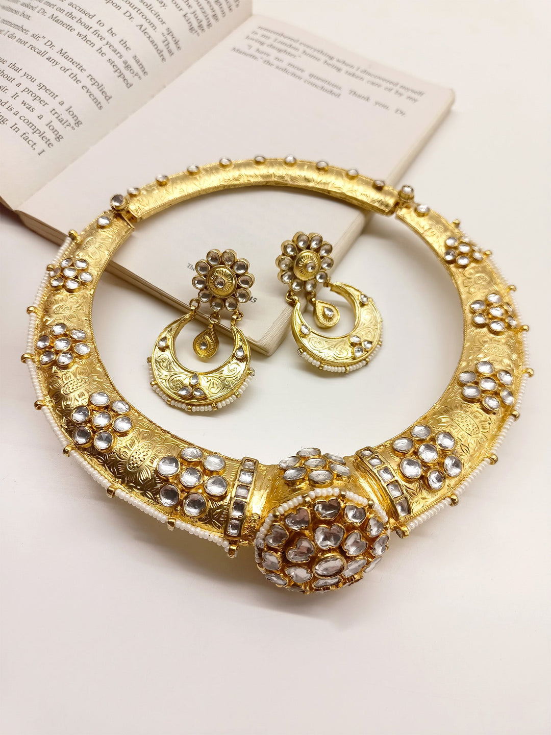 Petunia Hasli Style Kundan Set