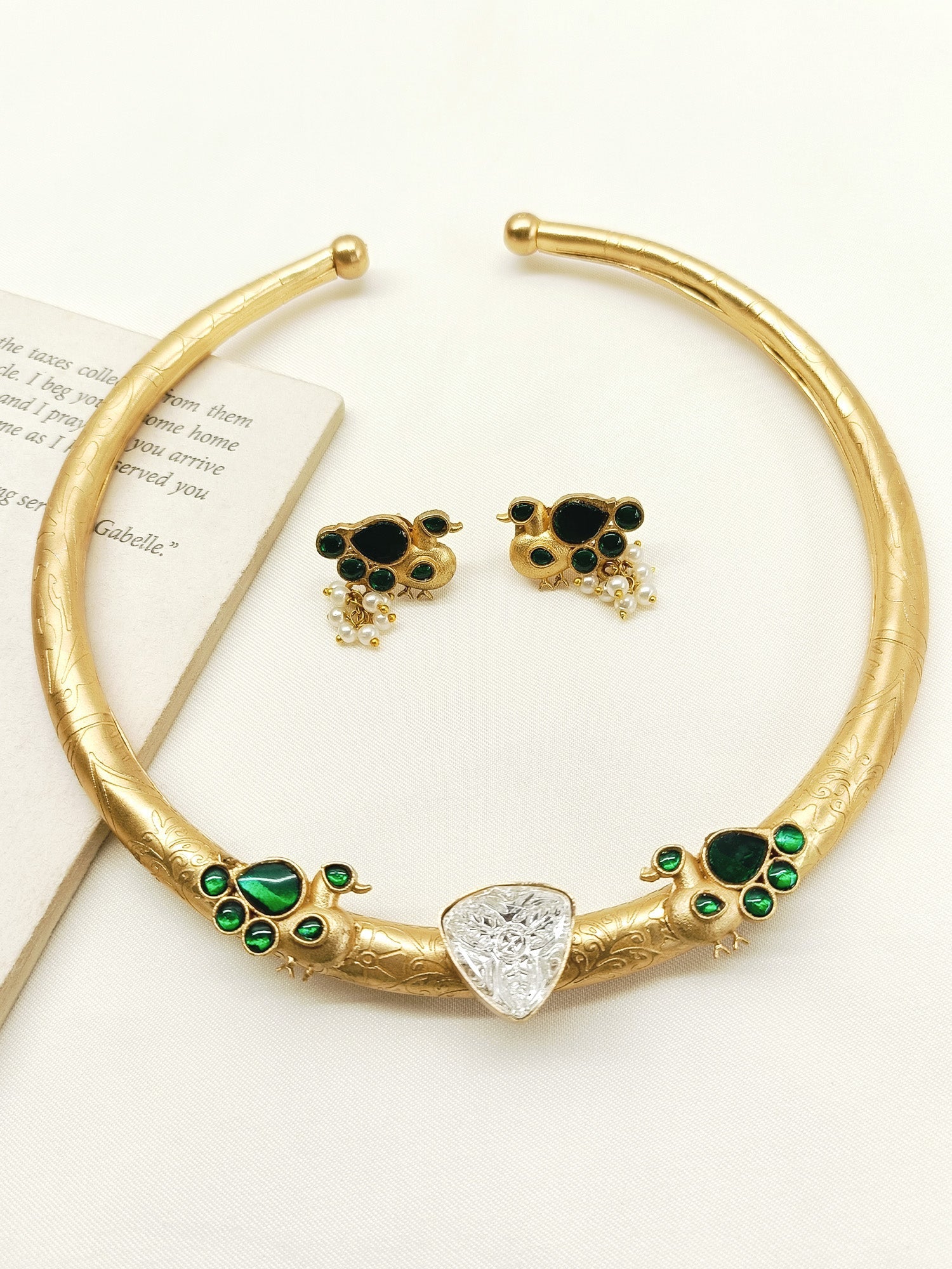 Shahnaaz Green Boutique Hasli Styled Choker Set