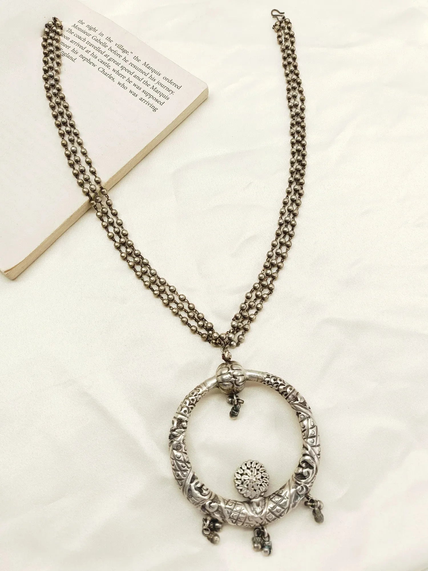 Ifama Plain Men's Neckpiece