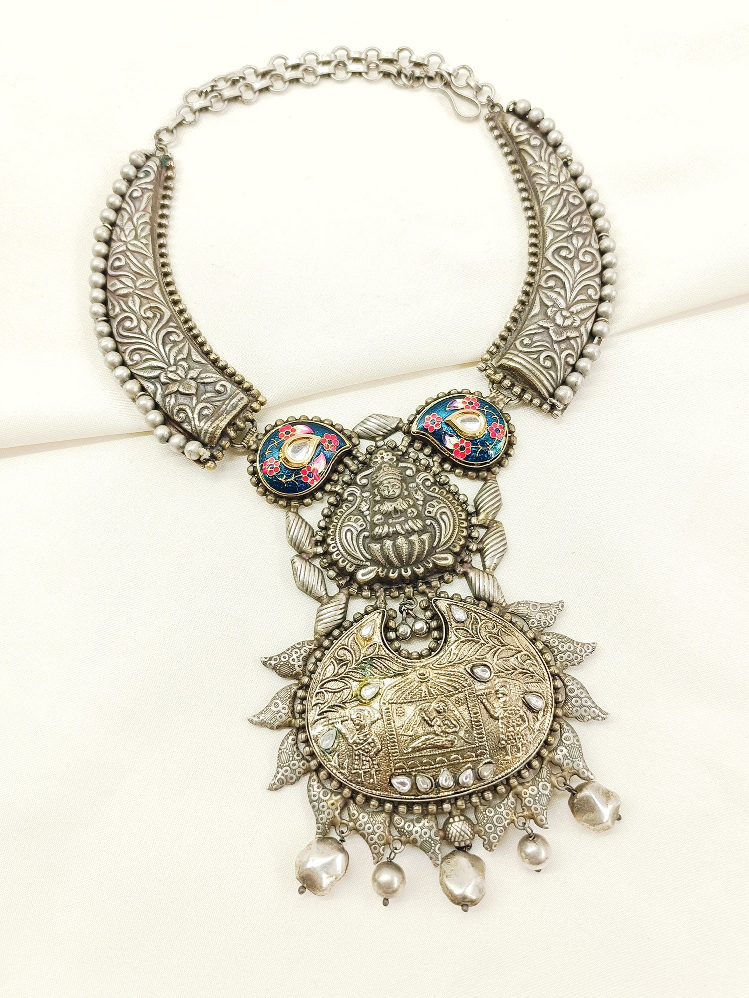 Falaq Black Oxidized Necpiece