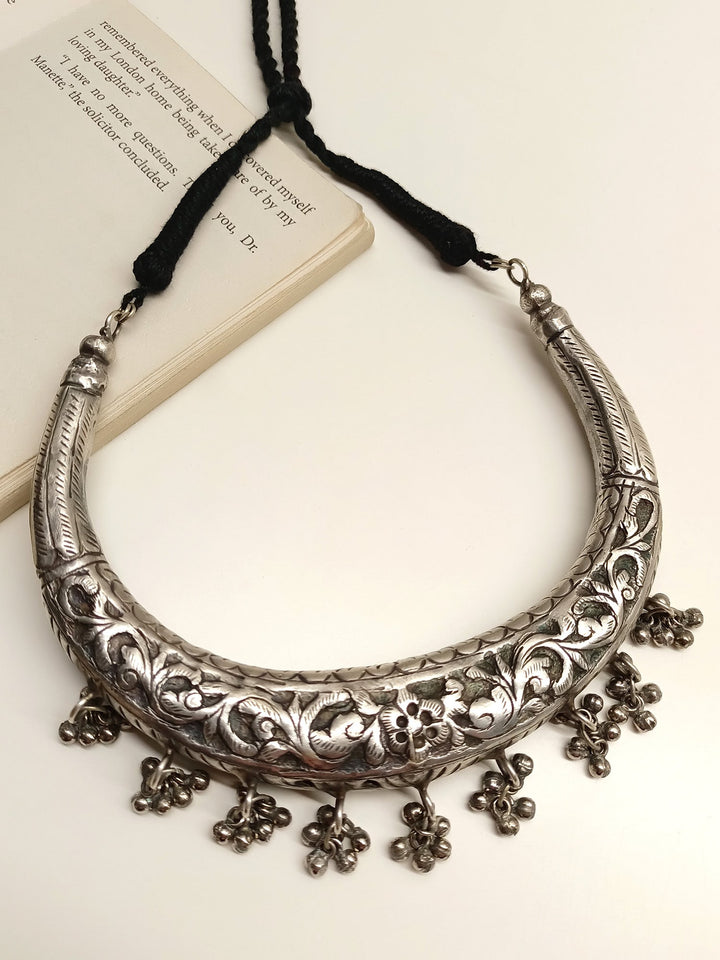 Danica Oxidized Neckpiece