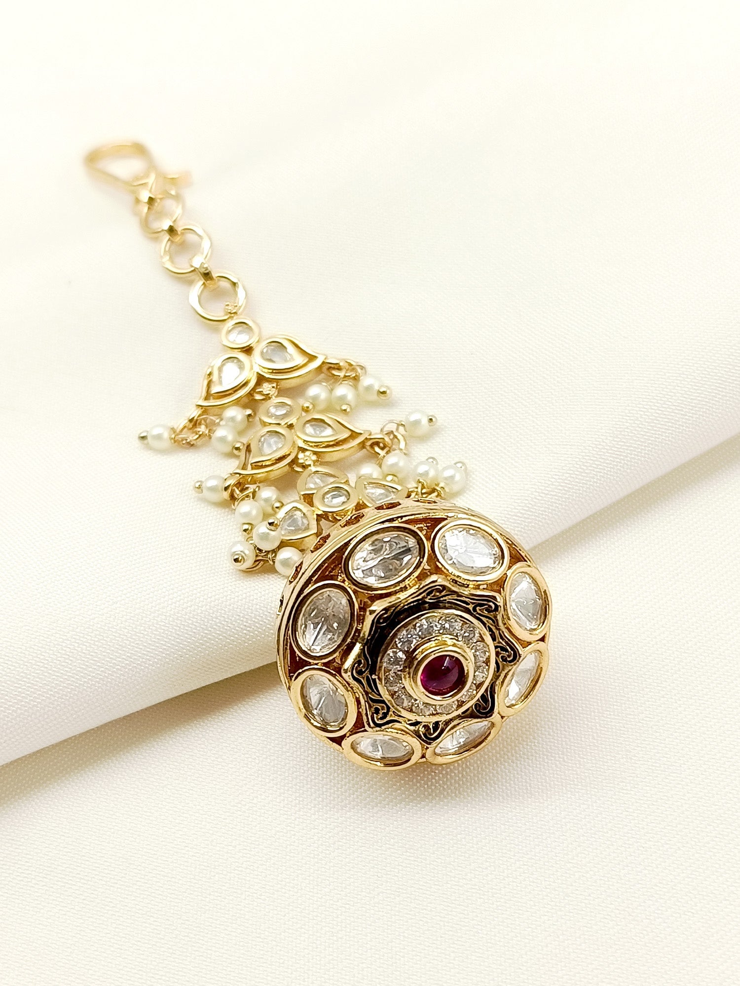 Bala Ruby Kundan Borla