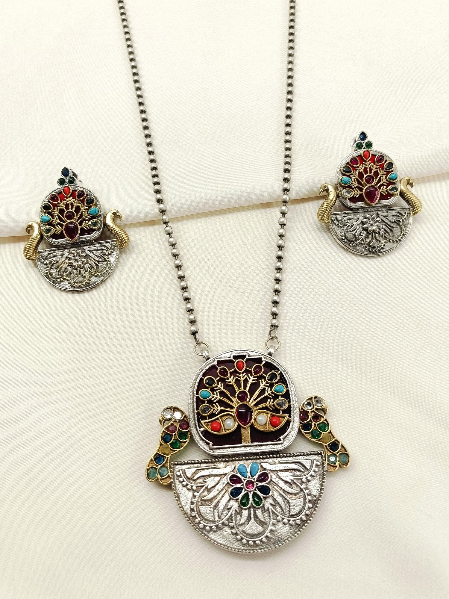 Alexandria Multi Colour Oxidized Pendant Set