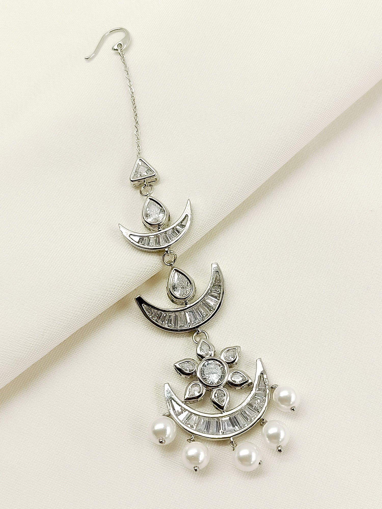 Ambala White American Diamond Teeka