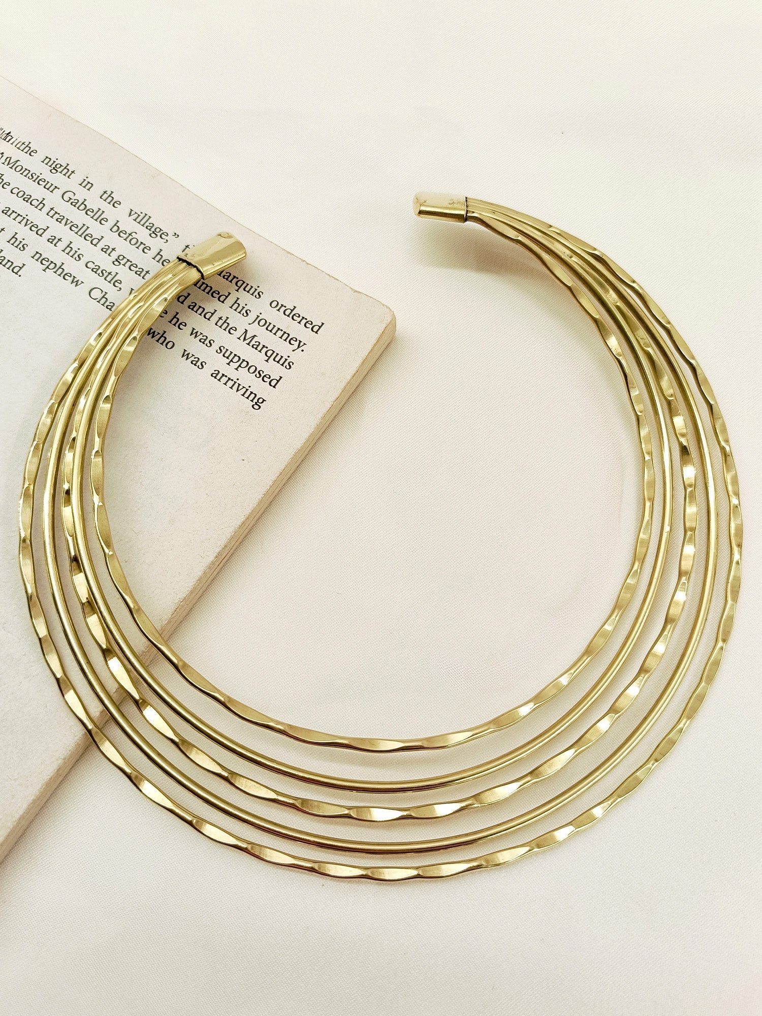 Western neckpiece sales