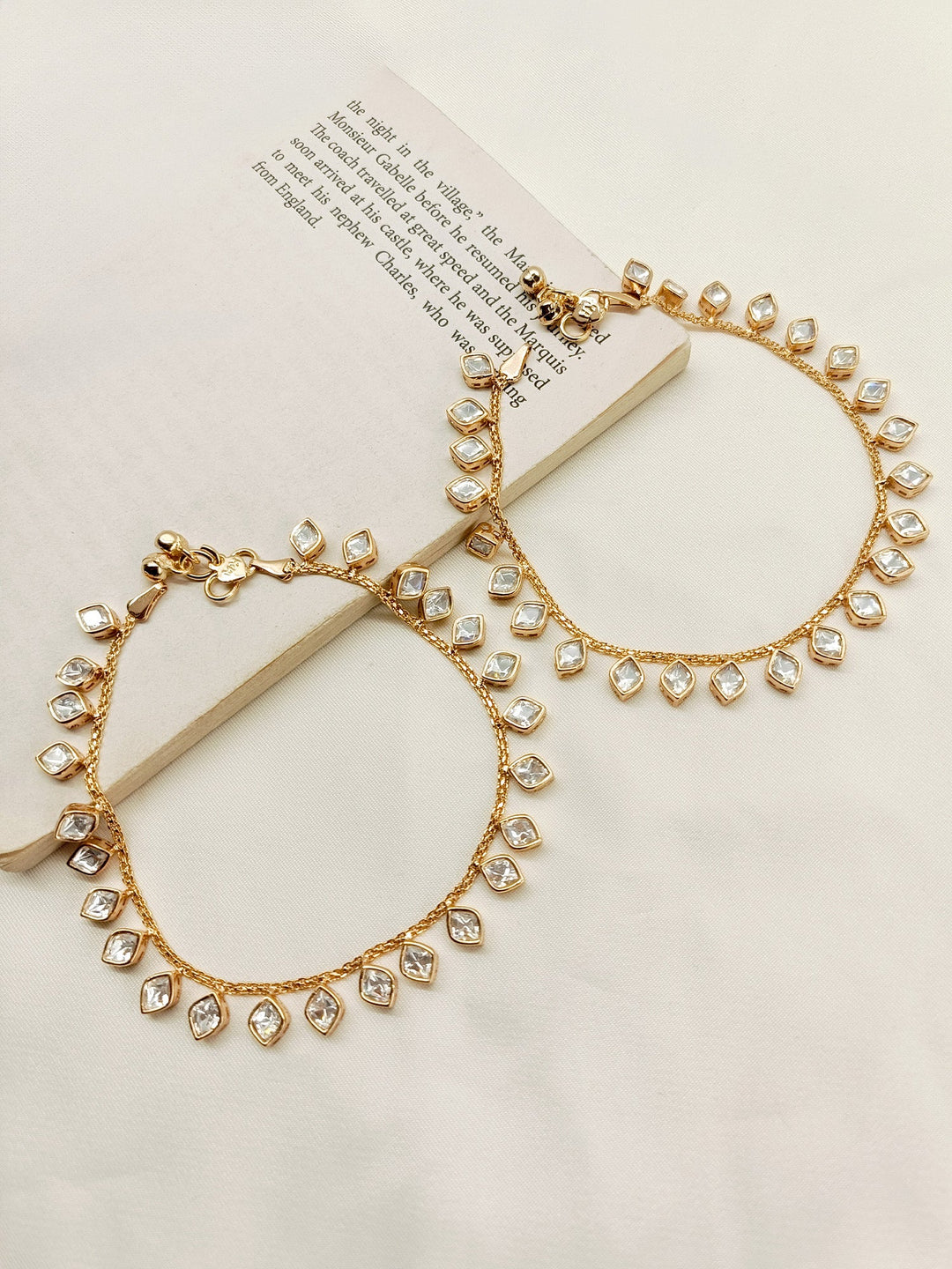 Mehnaaz White Kundan Anklet