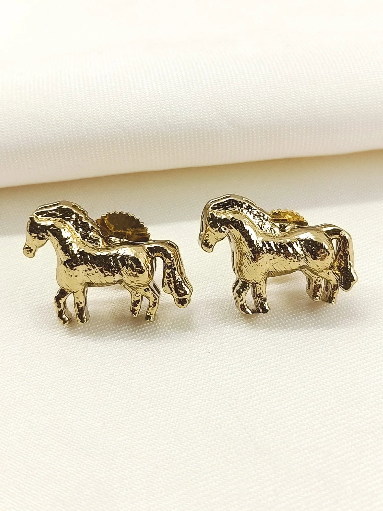 Joyce Plain Victorian Earrings