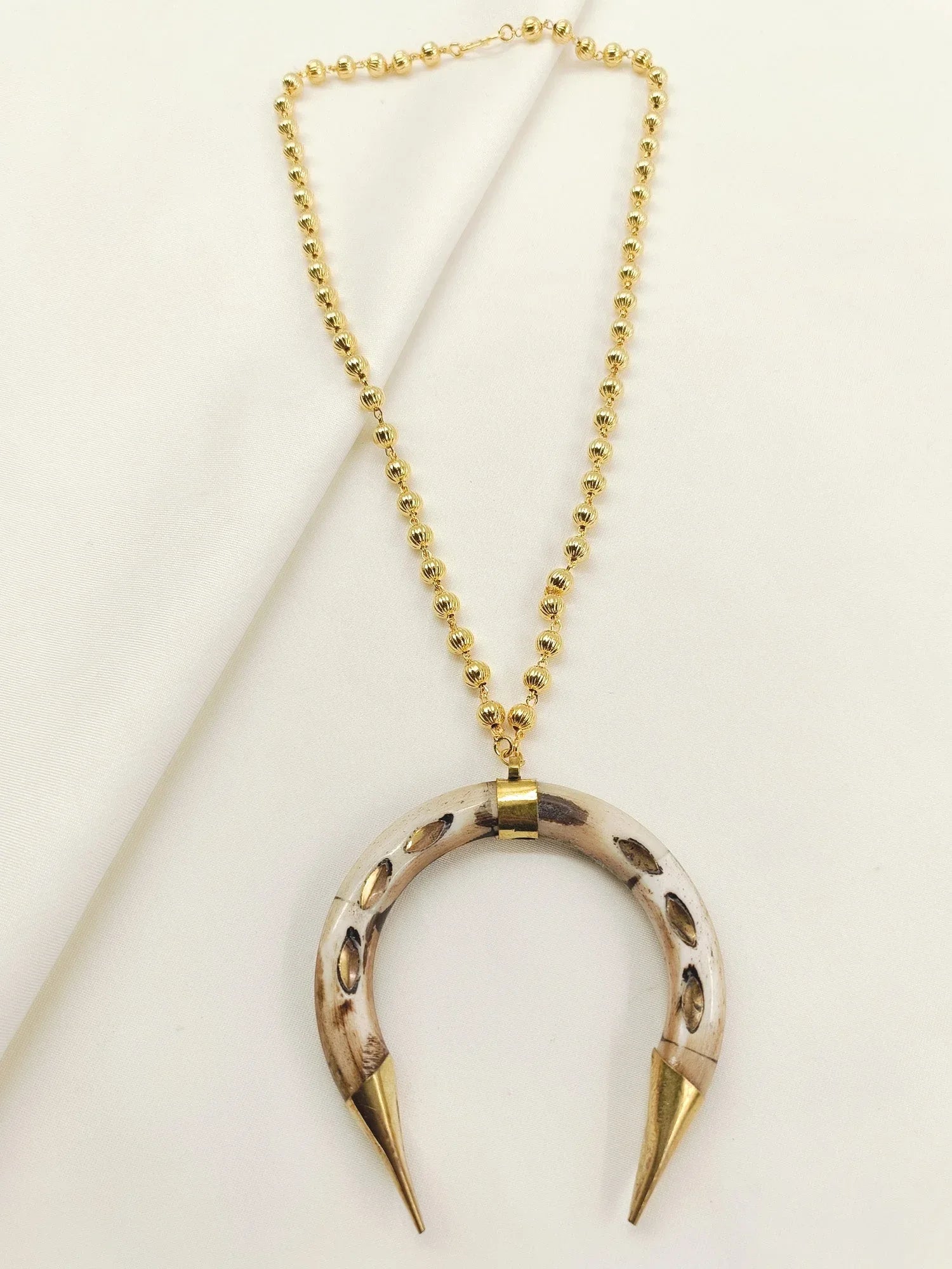 Arfa Brown Bone Men's Neckpiece