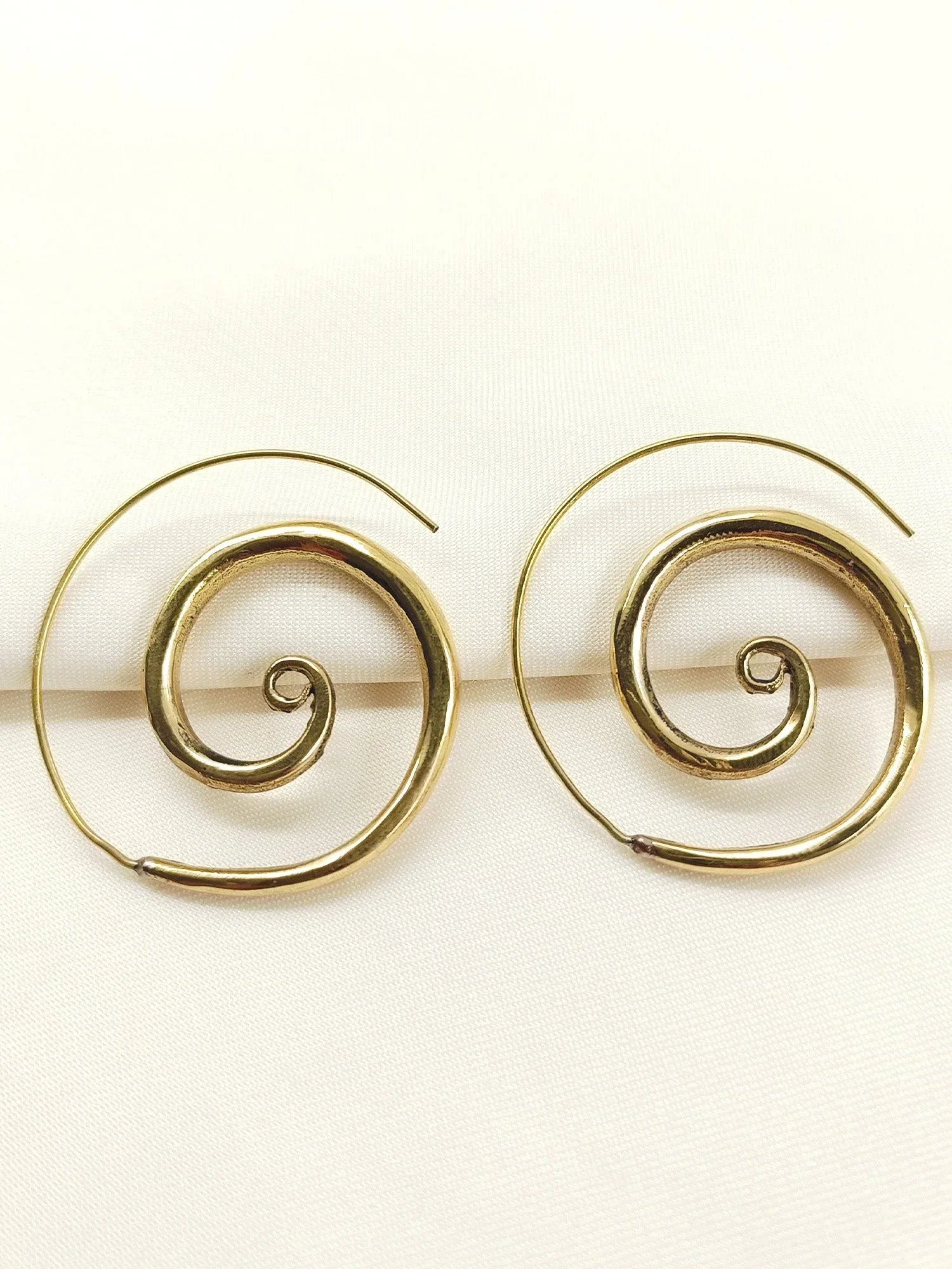 Riz Golden Western Earrings