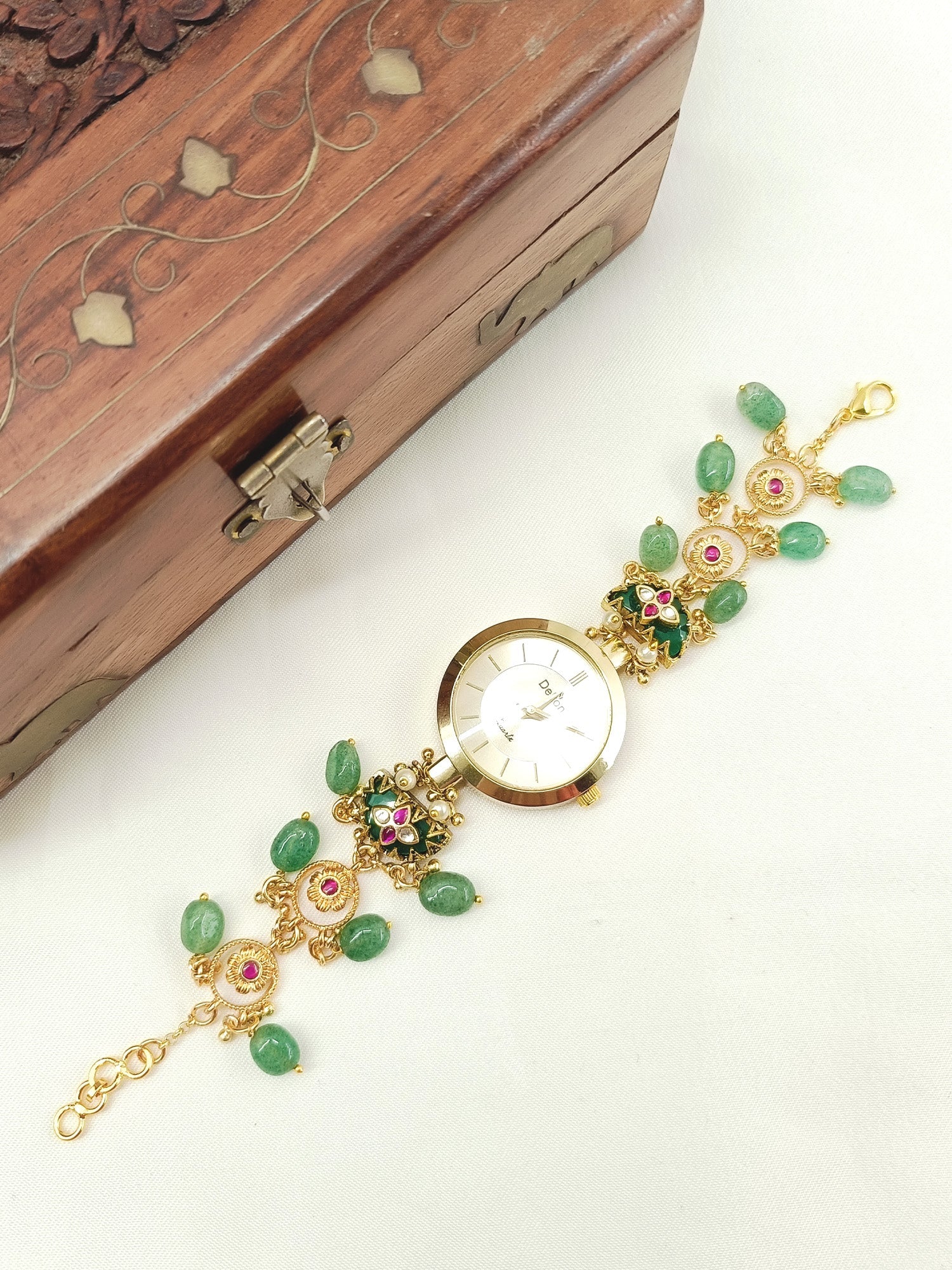Parul's Paachi Kundan Watch