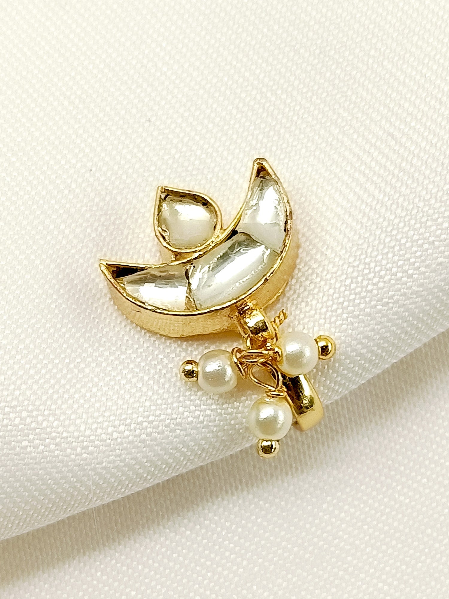 Taniya White Kundan Nath