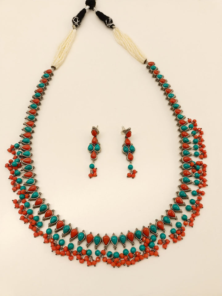 Sofia R & G Long Oxidized Necklace Set