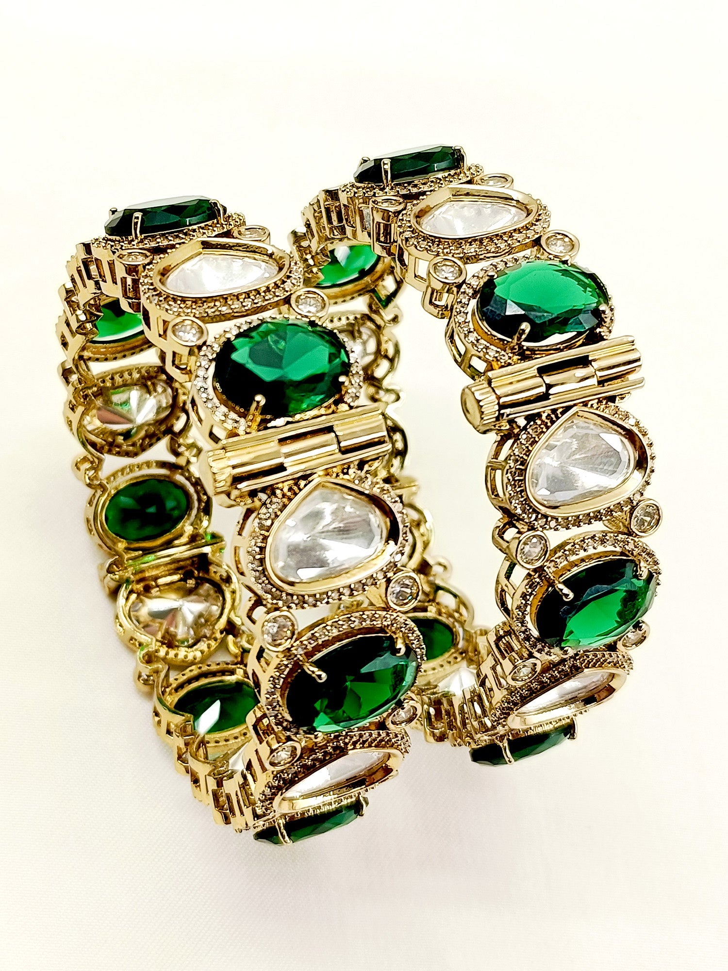 Nitibhaa Green Victorian Bangle Set Of 2