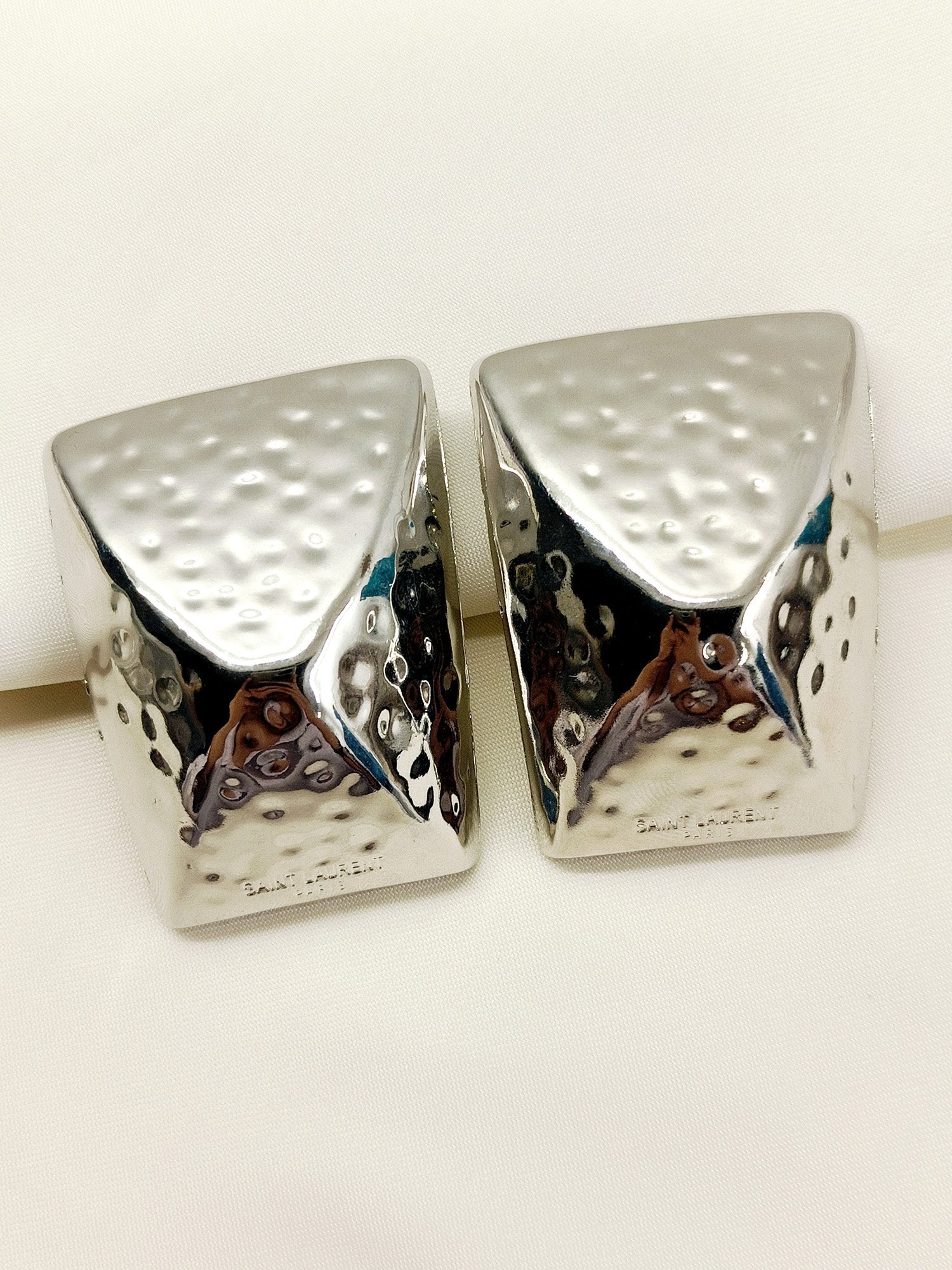 Dhanyasri Silver Western Earring