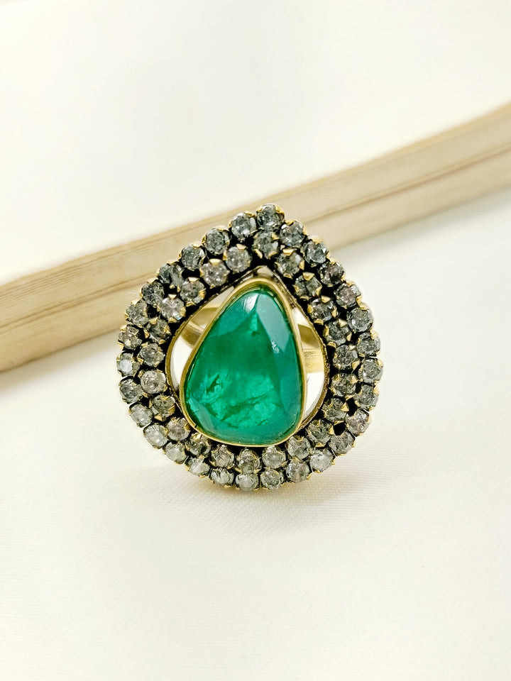 Ferozi Green Victorian Finger Ring with Intricate Silver Detailing and Sparkling Emerald Stone