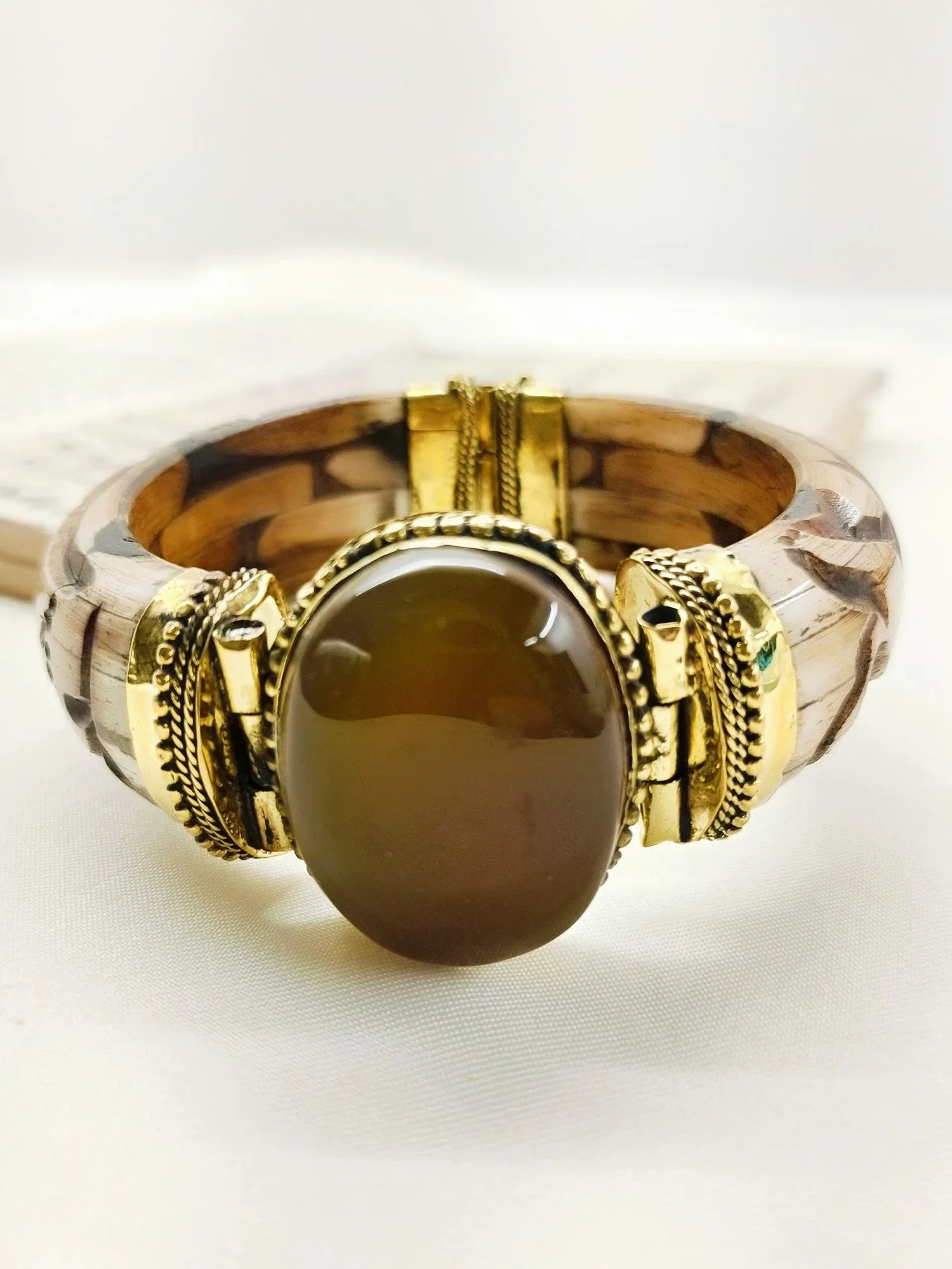Hridyansh Brown Bone Men's Bracelet