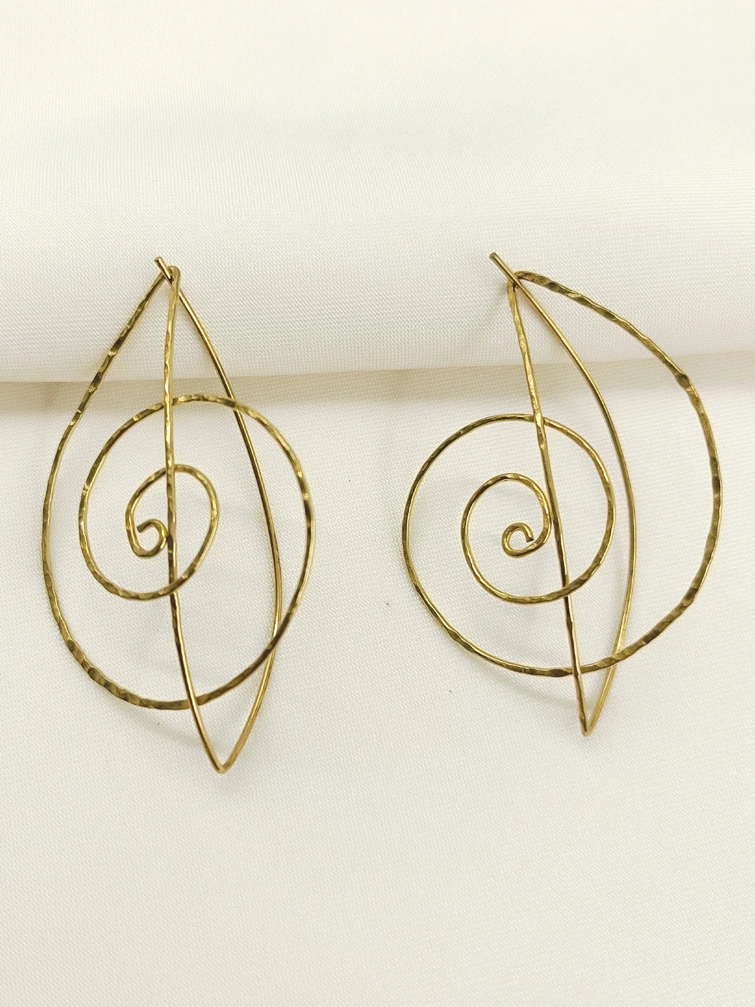 Nimare Golden Western Earrings