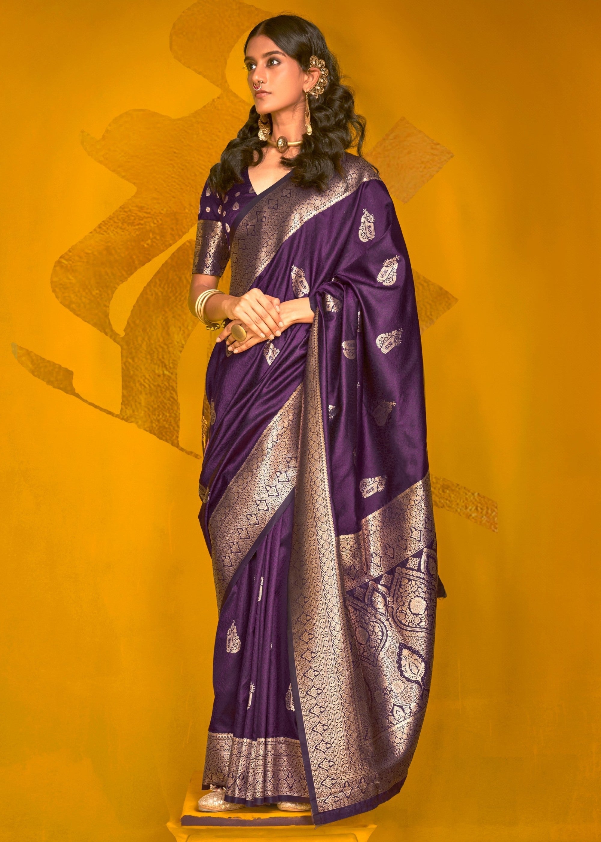 Plum Two Tone Handloom Weaving Silk Saree - qivii
