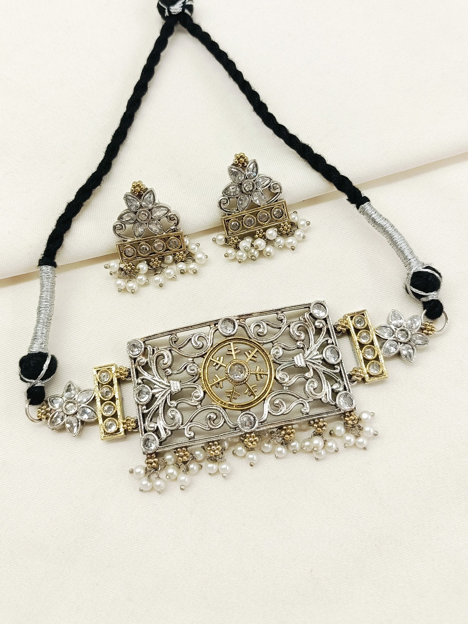 Nouf White Oxidized Choker Set