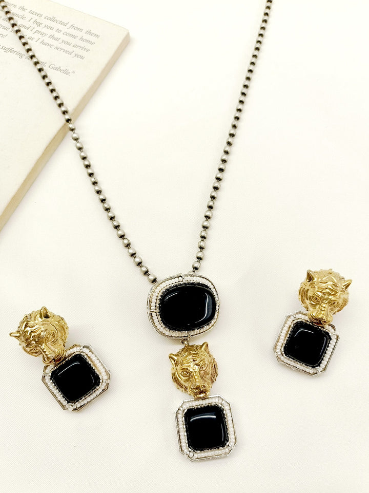 Sampath Black Oxidized Pendant Set