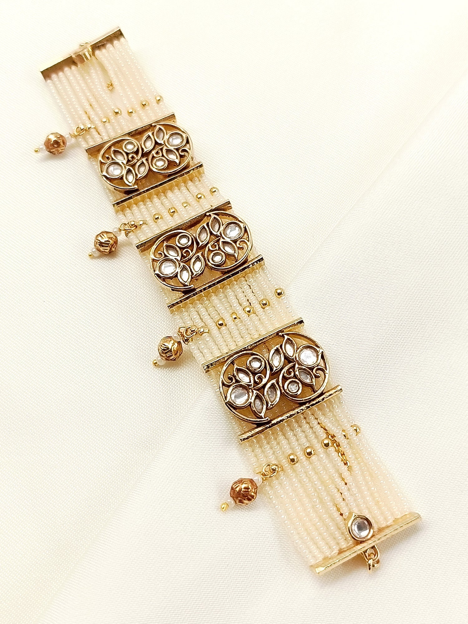 Adana White Pearl Kundan Bracelet