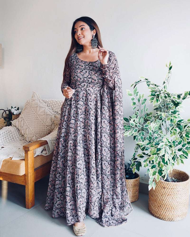 Beautiful Kalamkari Black Color Anarkali Three Piece Suit with intricate hand-painted designs by Qivii, perfect for special occasions and events