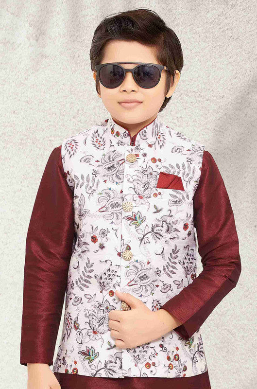Boy's Off White Banarasi Silk Digital Printed Jacket Set