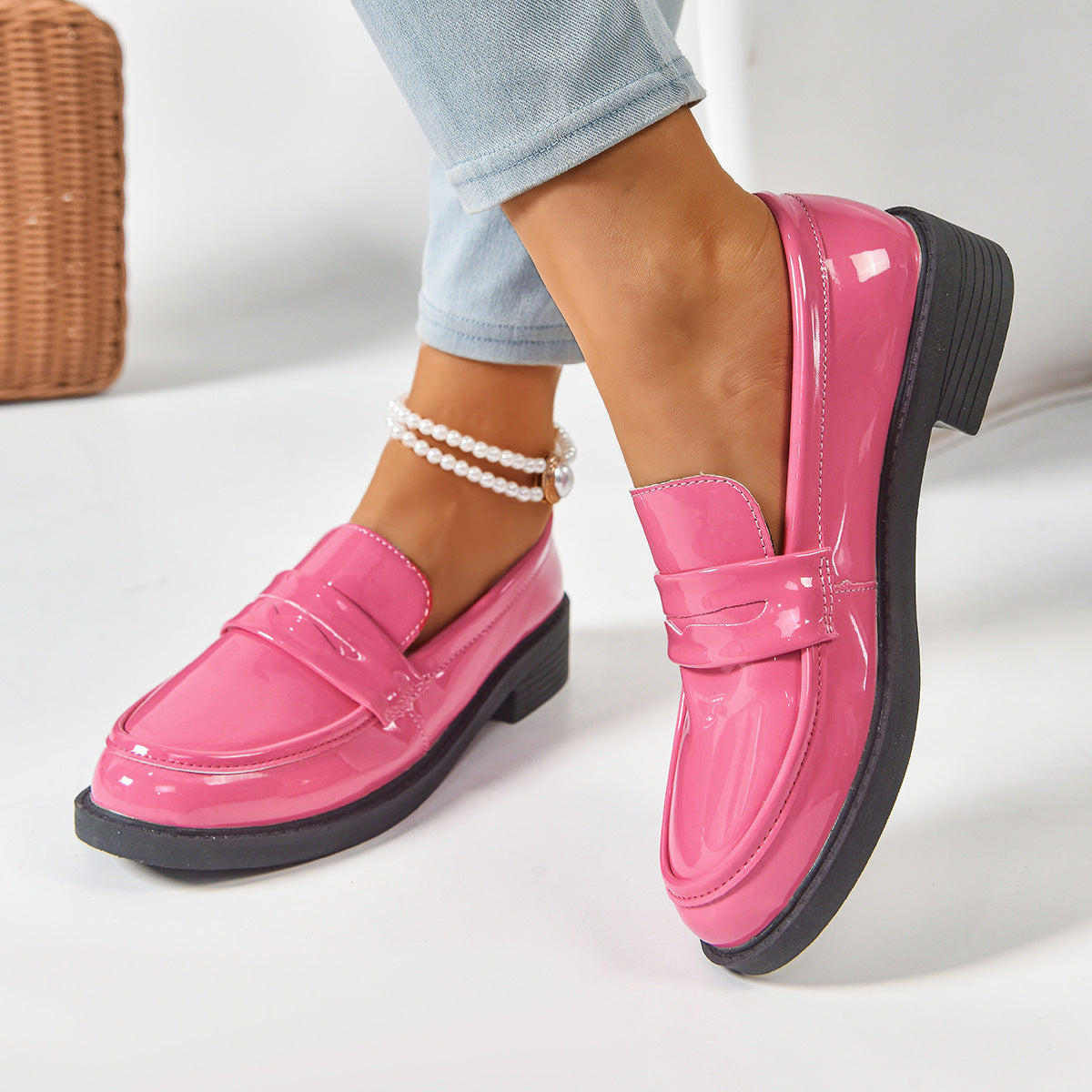 Women's Plus Size Gloss Chunky Heel Loafers Lacquer-Finish Slip-Ons