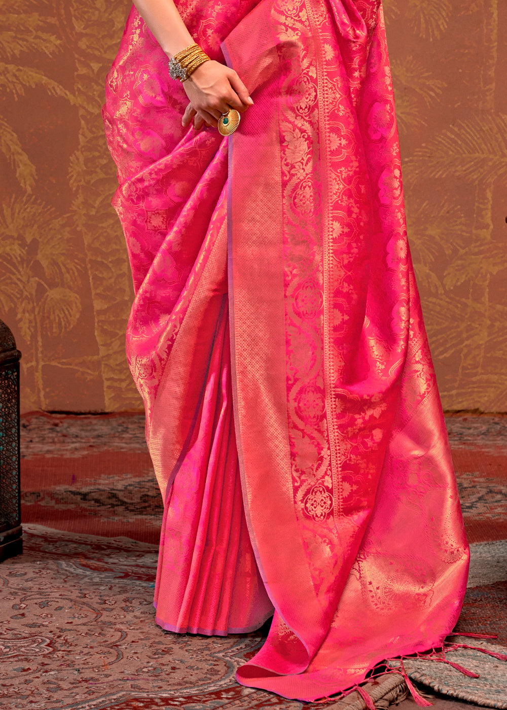 Shades Of Pink Handloom Woven Designer Silk Saree - qivii