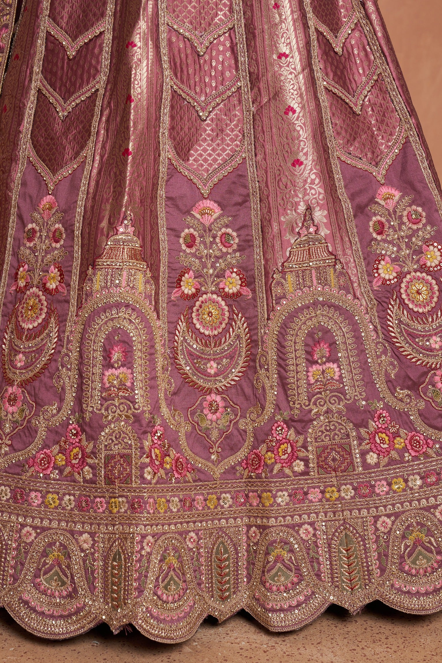 Elegant Pastel Mauve Heritage Bridal Lehenga Collection