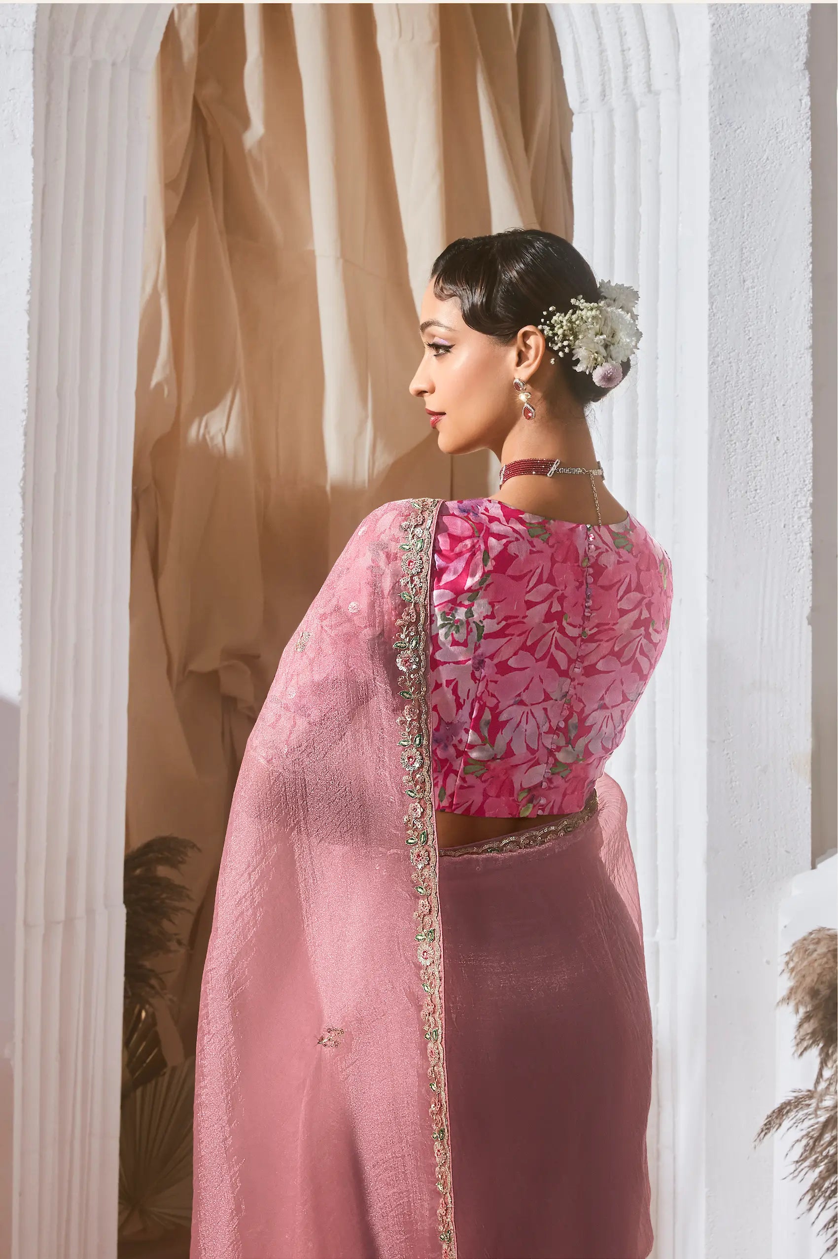 Daisy Pink Fancy Tissue Embroidery Work Saree - qivii