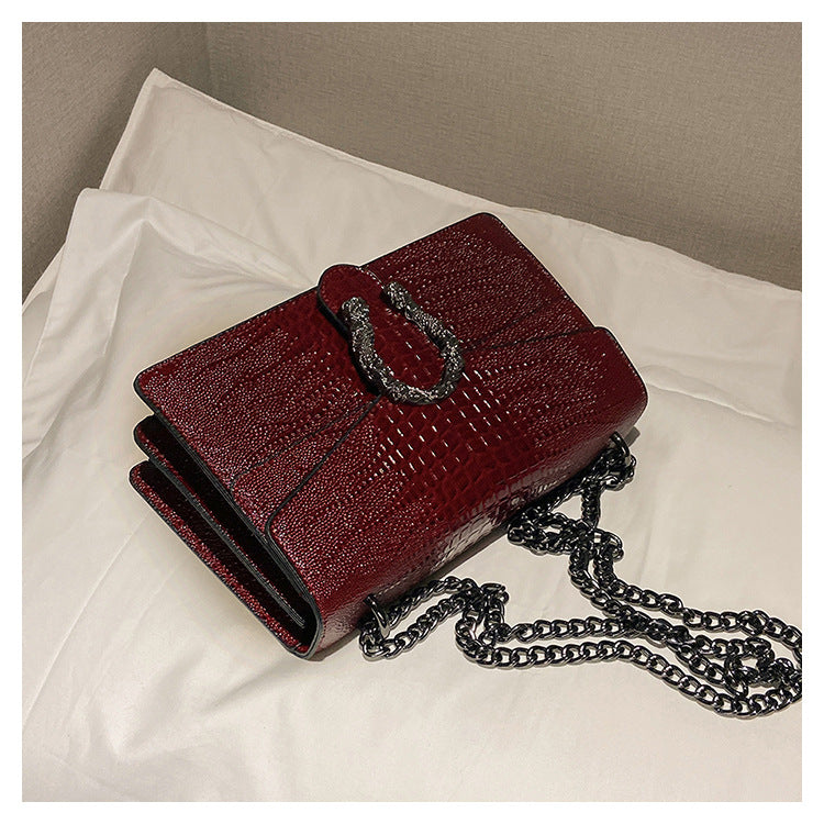 Women's Chain Flap Bag - Trendy PU Leather Shoulder & Crossbody Purse
