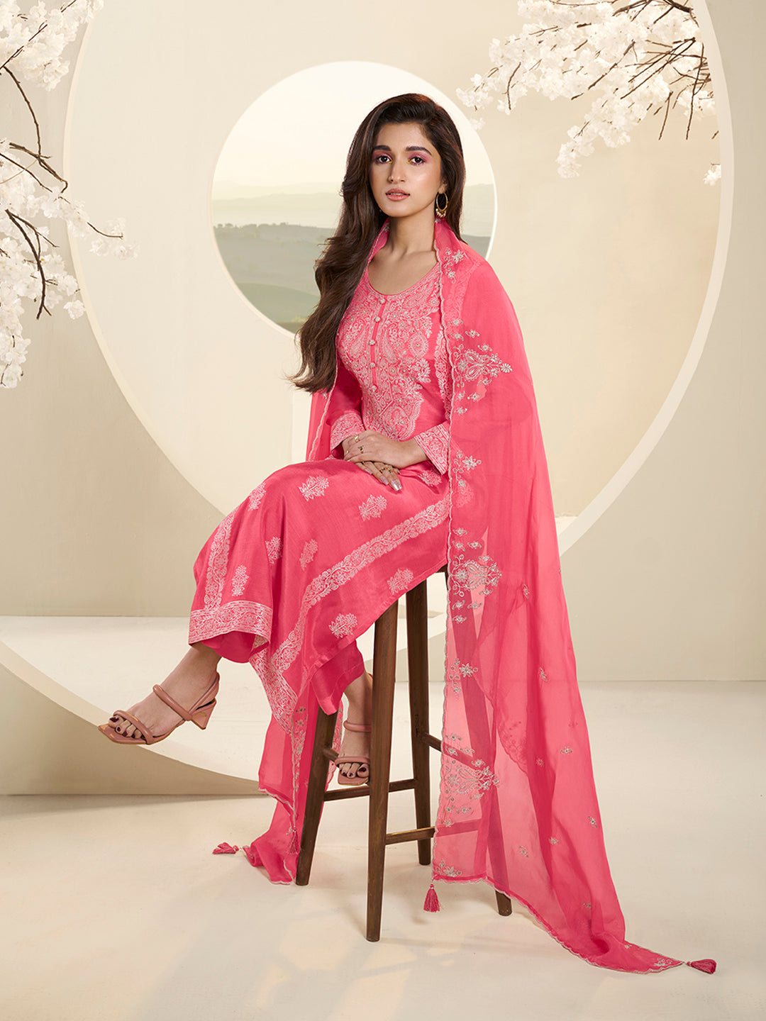 Pink Muslin Jacquard Kurta Suit Set with Handcrafted Buttons by Qivii