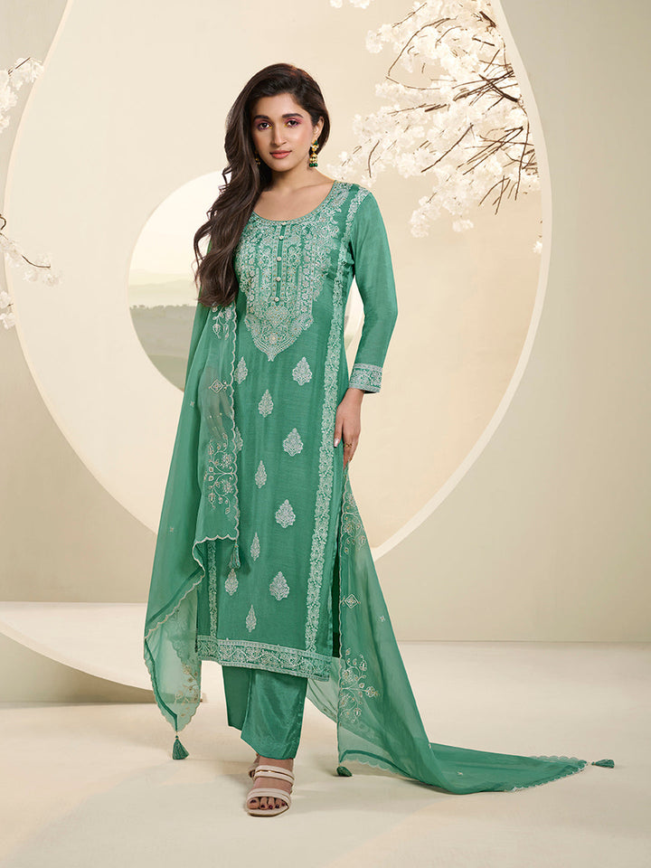 Green Muslin Jacquard Kurta Suit Set with Handcrafted Buttons by Qivii