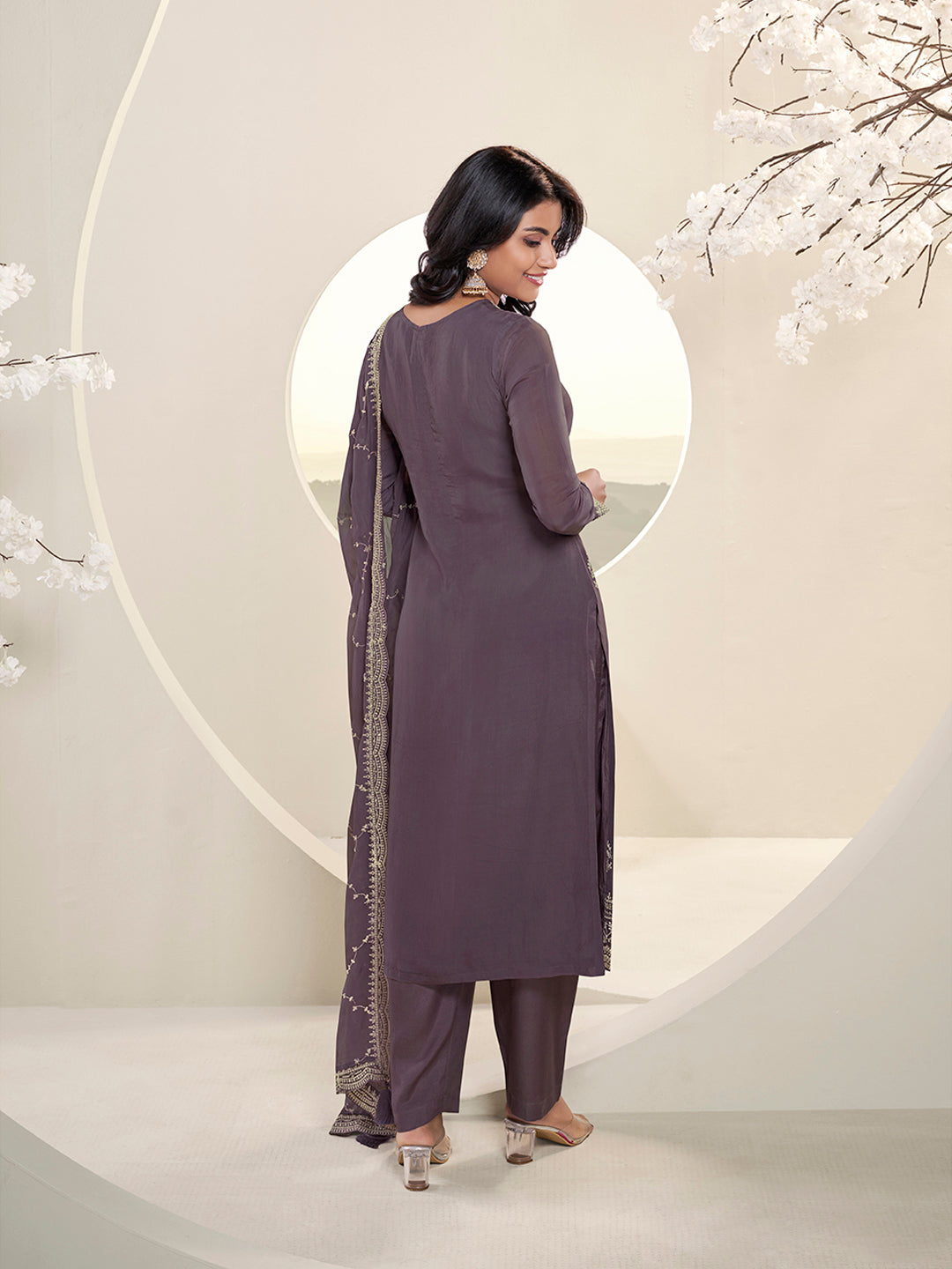 Lucknowi Thread and Sequins Embroidered Kurta Suit by Qivii