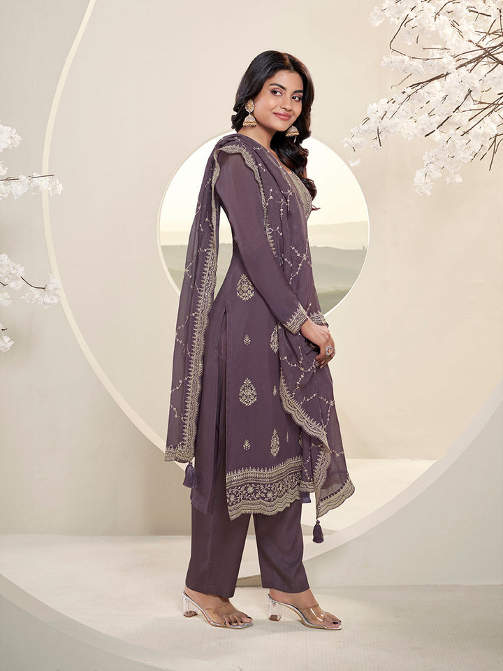 Lucknowi Thread and Sequins Embroidered Kurta Suit by Qivii