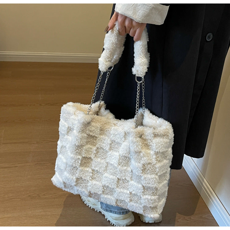 Women's Large-Capacity Plush Handbag | Trendy Quilted Chain Shoulder Bag with Patchwork Design