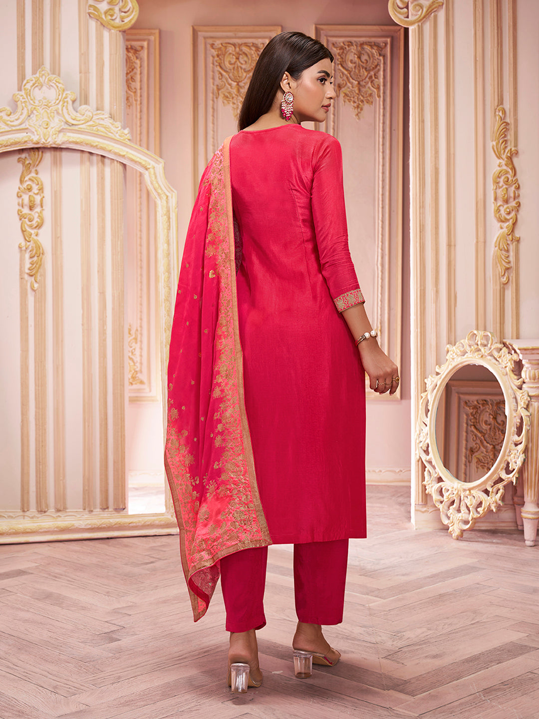 Red Zari Jacquard Kurta Suit Set by Qivii