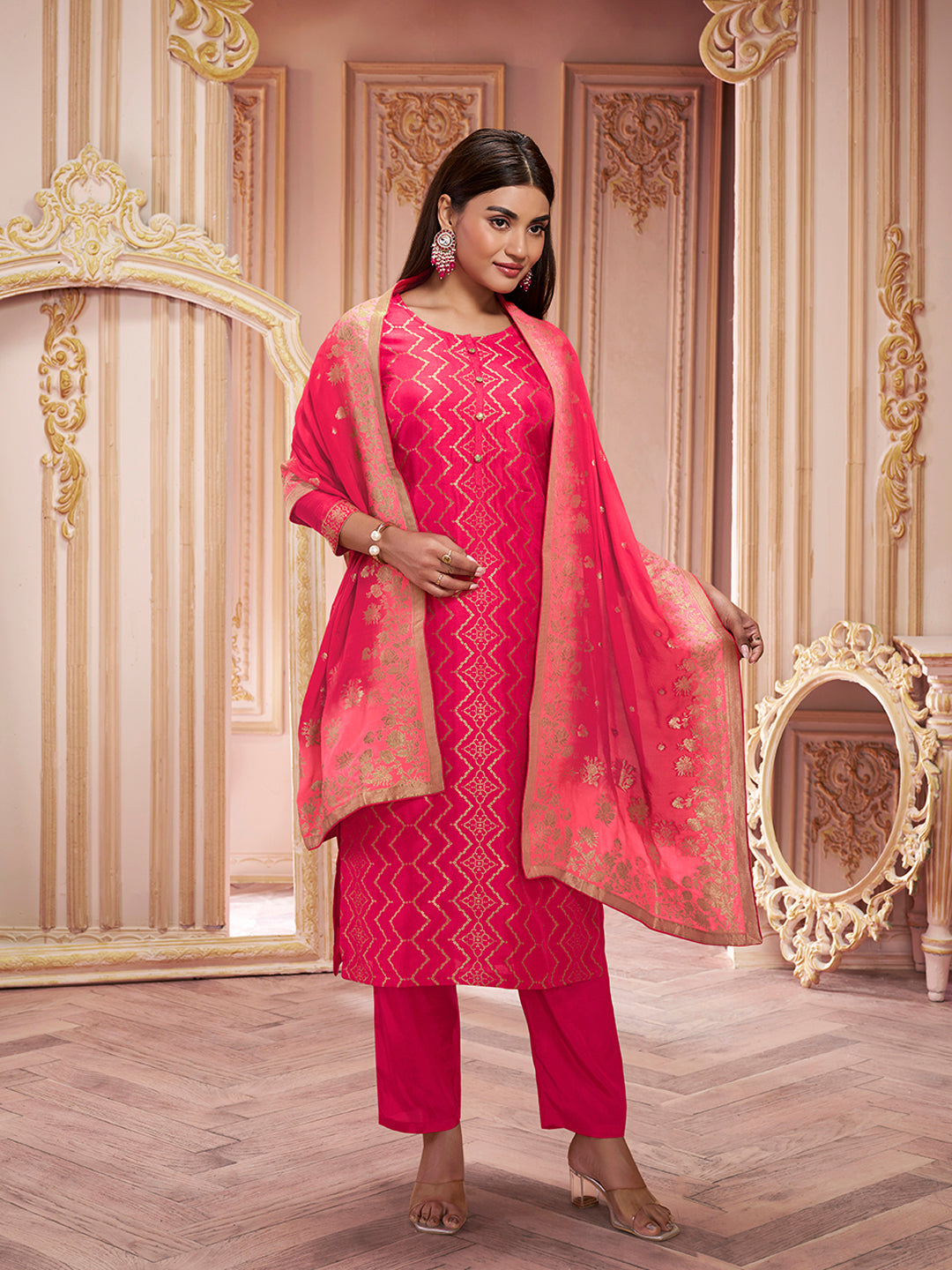 Red Zari Jacquard Kurta Suit Set by Qivii