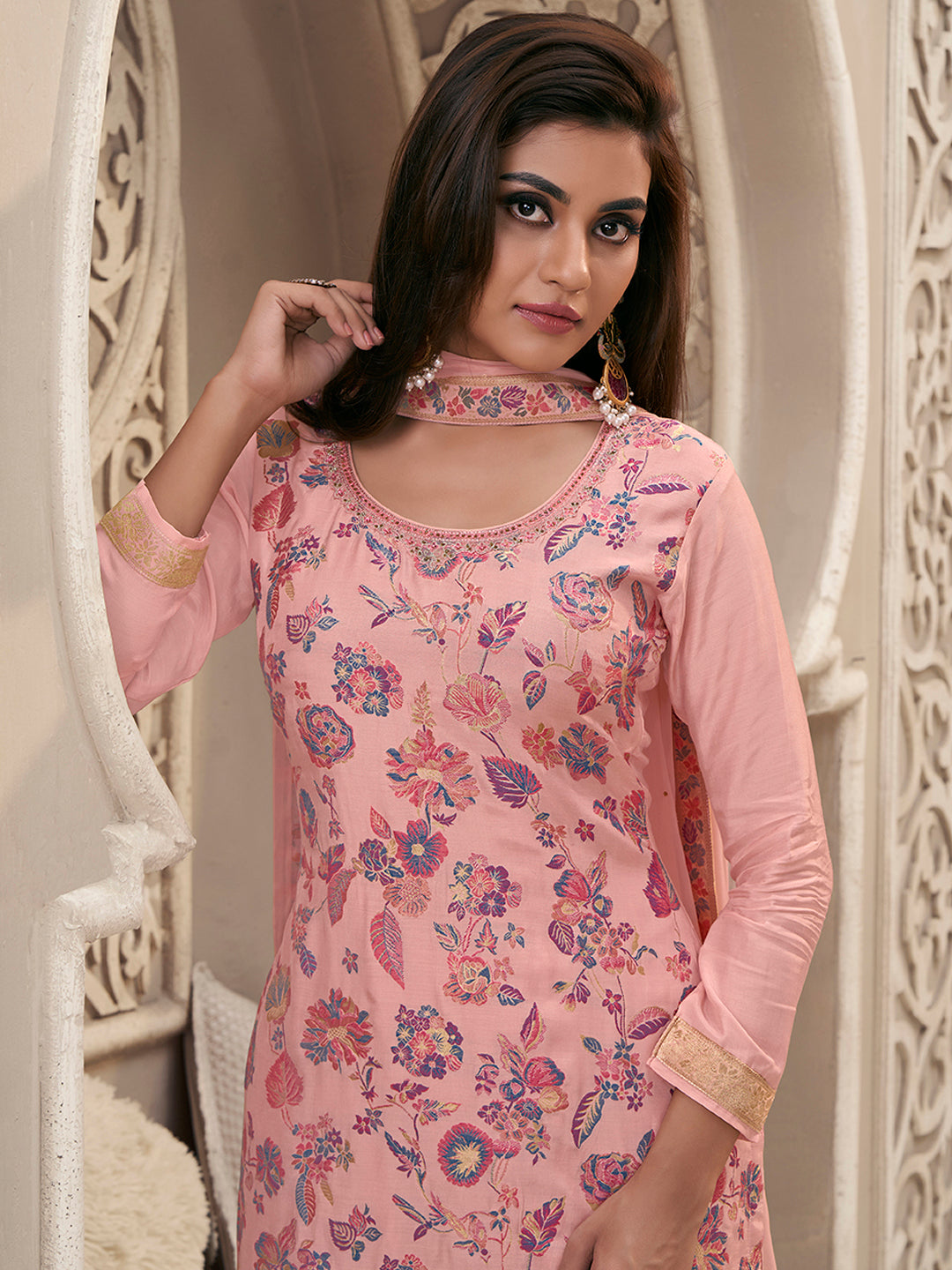 Pink Meena Jacquard Colour Floral Kurta Suit Set by Qivii