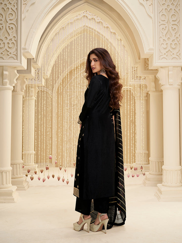 Black Dola Silk Ethnic Jacquard Suit Set by Qivii