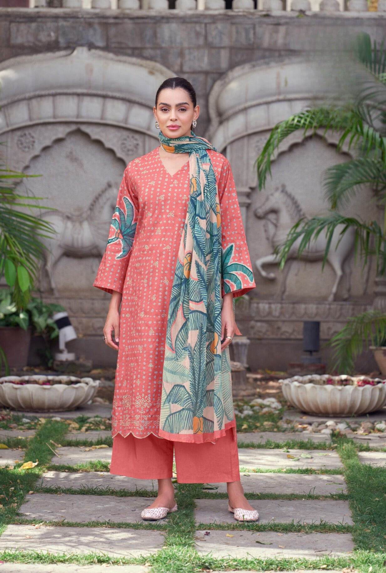 MAROON PURE COTTON LAWN DIGITAL PRINT WITH EMBROIDERY WORK SALWAR SUIT