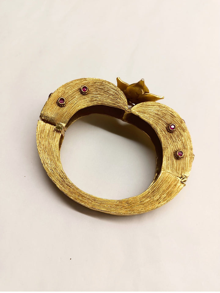 Anzlehika Ruby Antique Kada