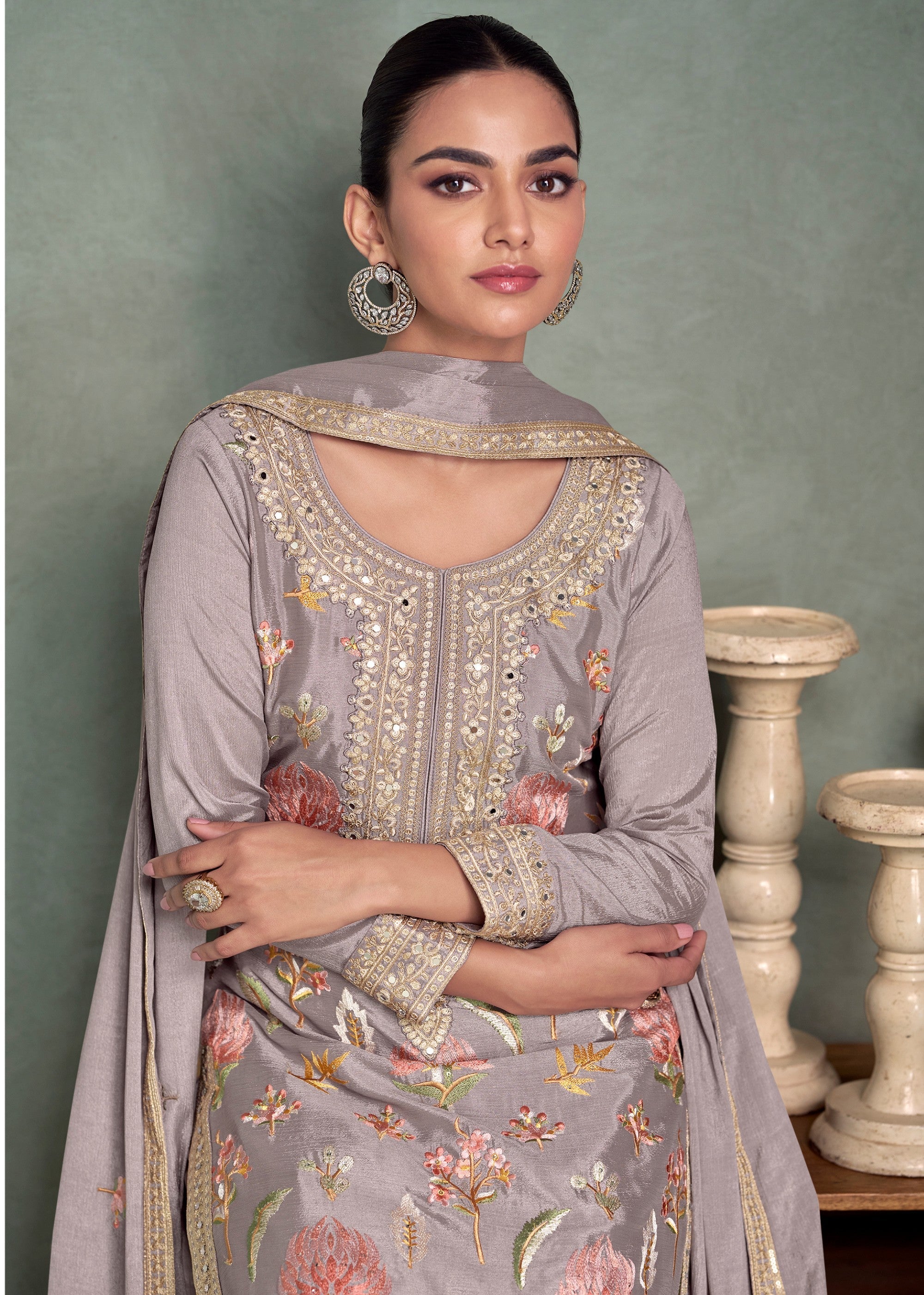 Concrete Premium Chinnon Silk Salwar Suit - qivii