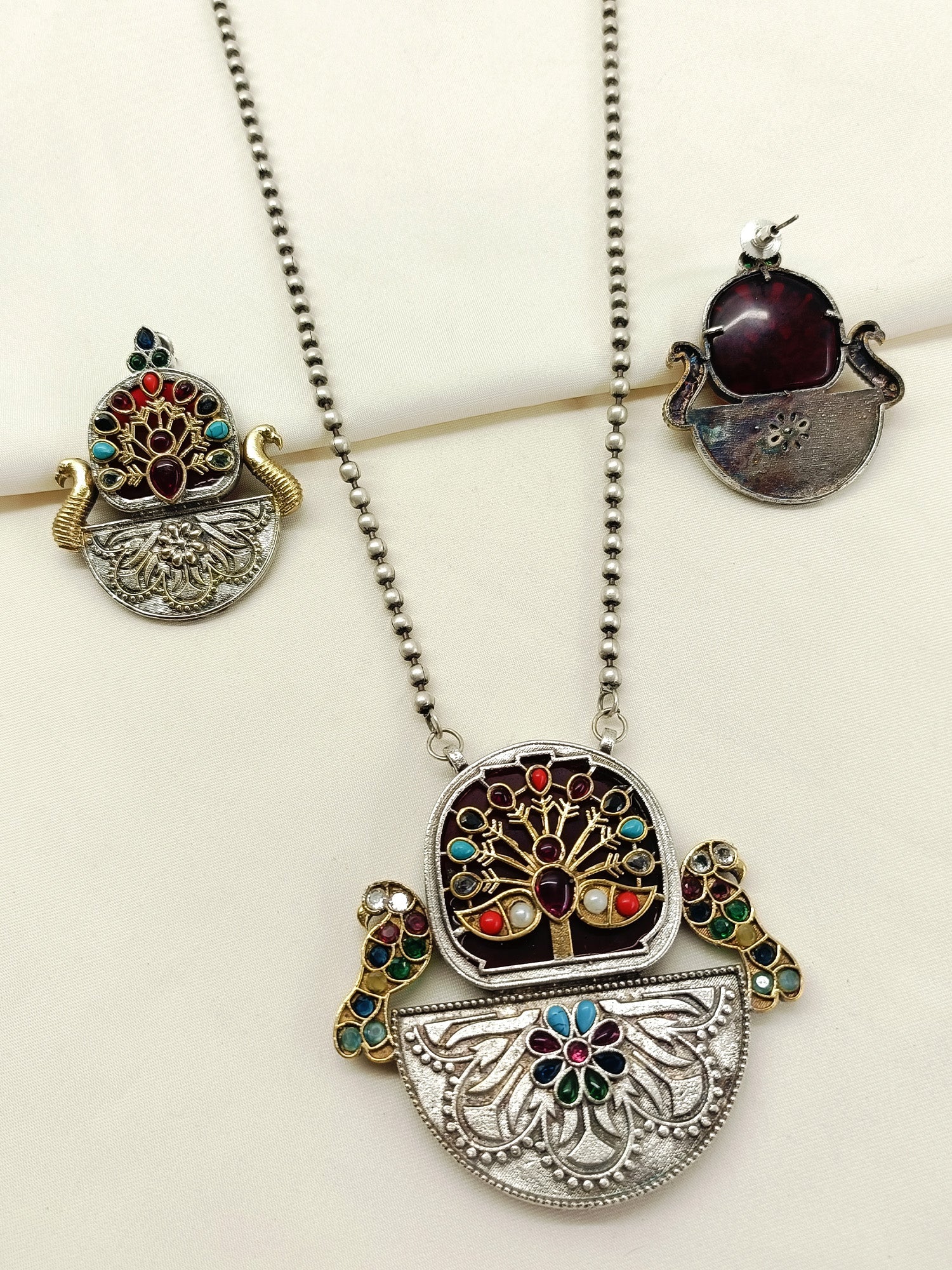 Alexandria Multi Colour Oxidized Pendant Set